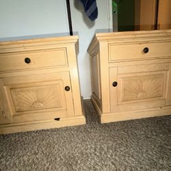 Vintage Stanley Oak Nightstands 