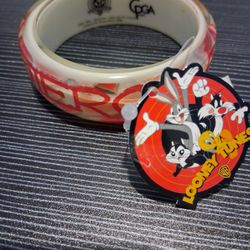 Looney Tunes Irresistible Bangle Bracelet In White Resin 8in