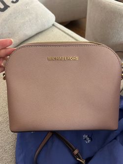 Michael Kors purse