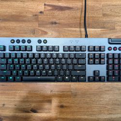 Logitech G815 RGB Wired Mechanical Gaming Keyboard Clicky Black
