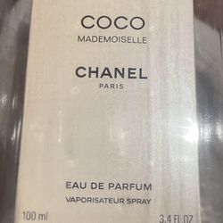 CHANEL COCO MADEMOISELLE - Eau de Parfum (Beand New, Never Opened) 