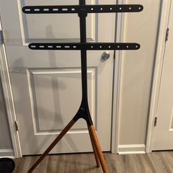 Easel TV Mount
