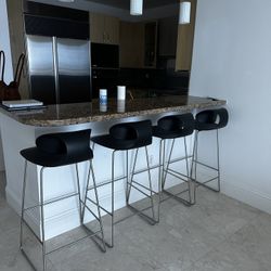 Maxima Bar Stools ( 2 or 4) OBO!