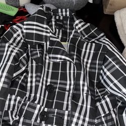 Women Coat Size M