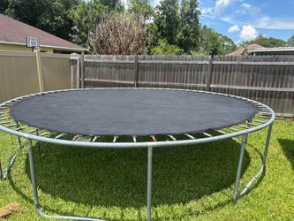 14ft trampoline