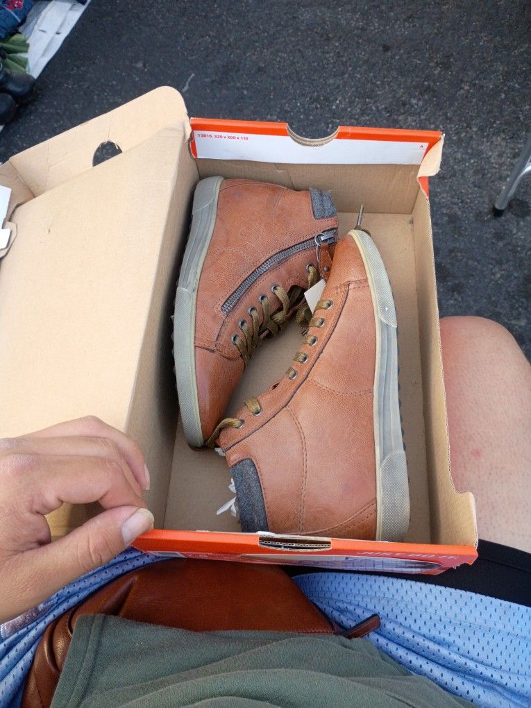 Sonoma Boot With Memory Foam