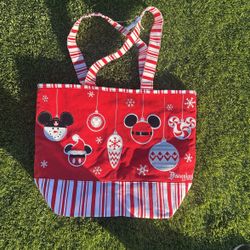 Disney Holiday Tote (new)