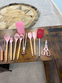 Silverware and spatulas