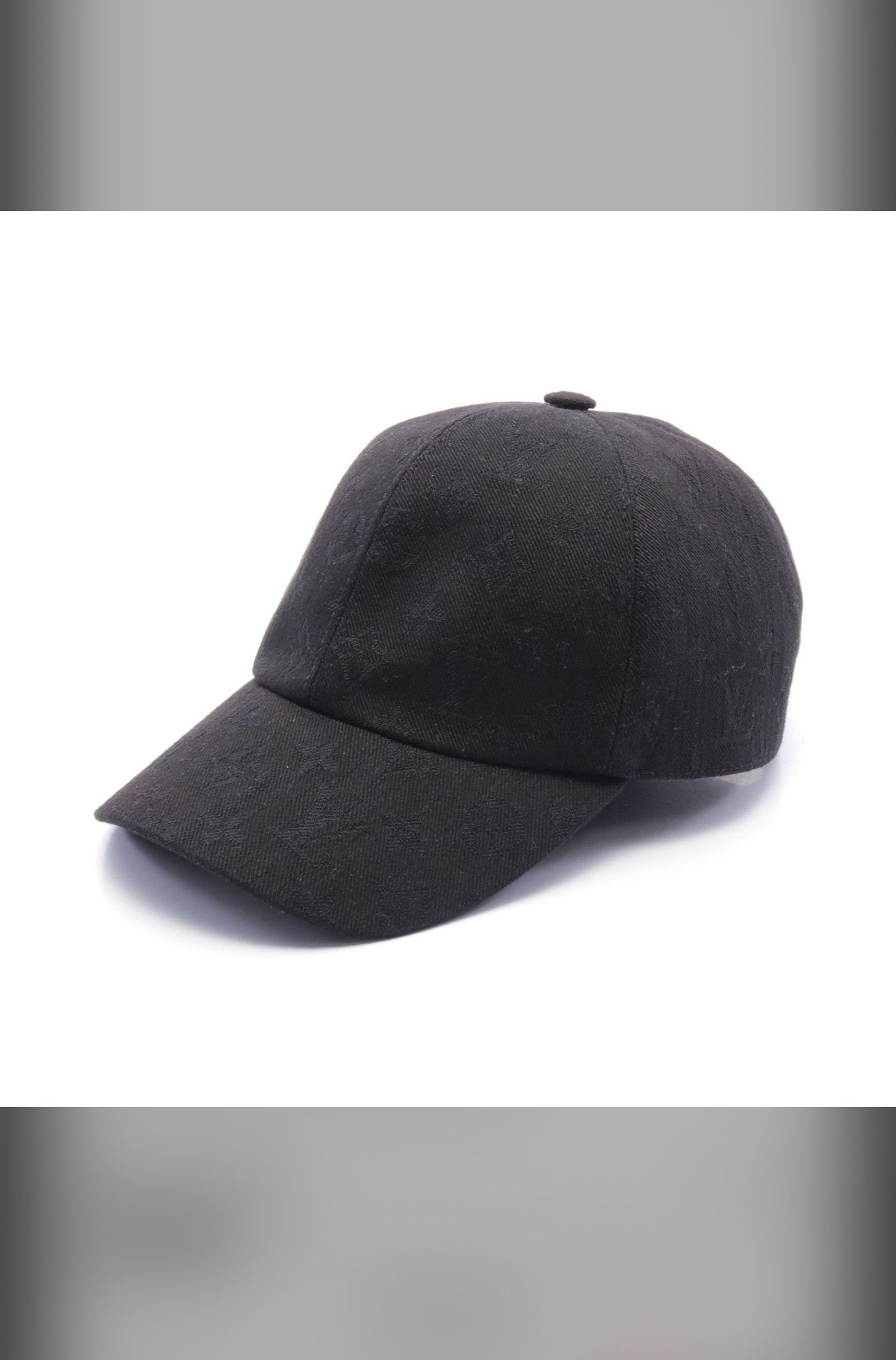 Louis Vuitton Black Monogram Essentials Hat