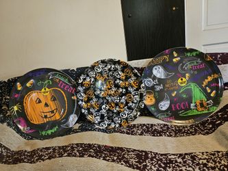 New Set Of 3 Halloween Decorative Plates