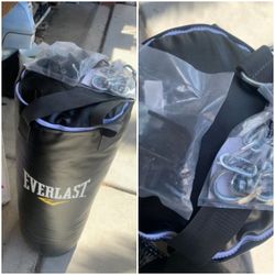 New Everlast Heavy Duty 70LB Punching Bag Kit