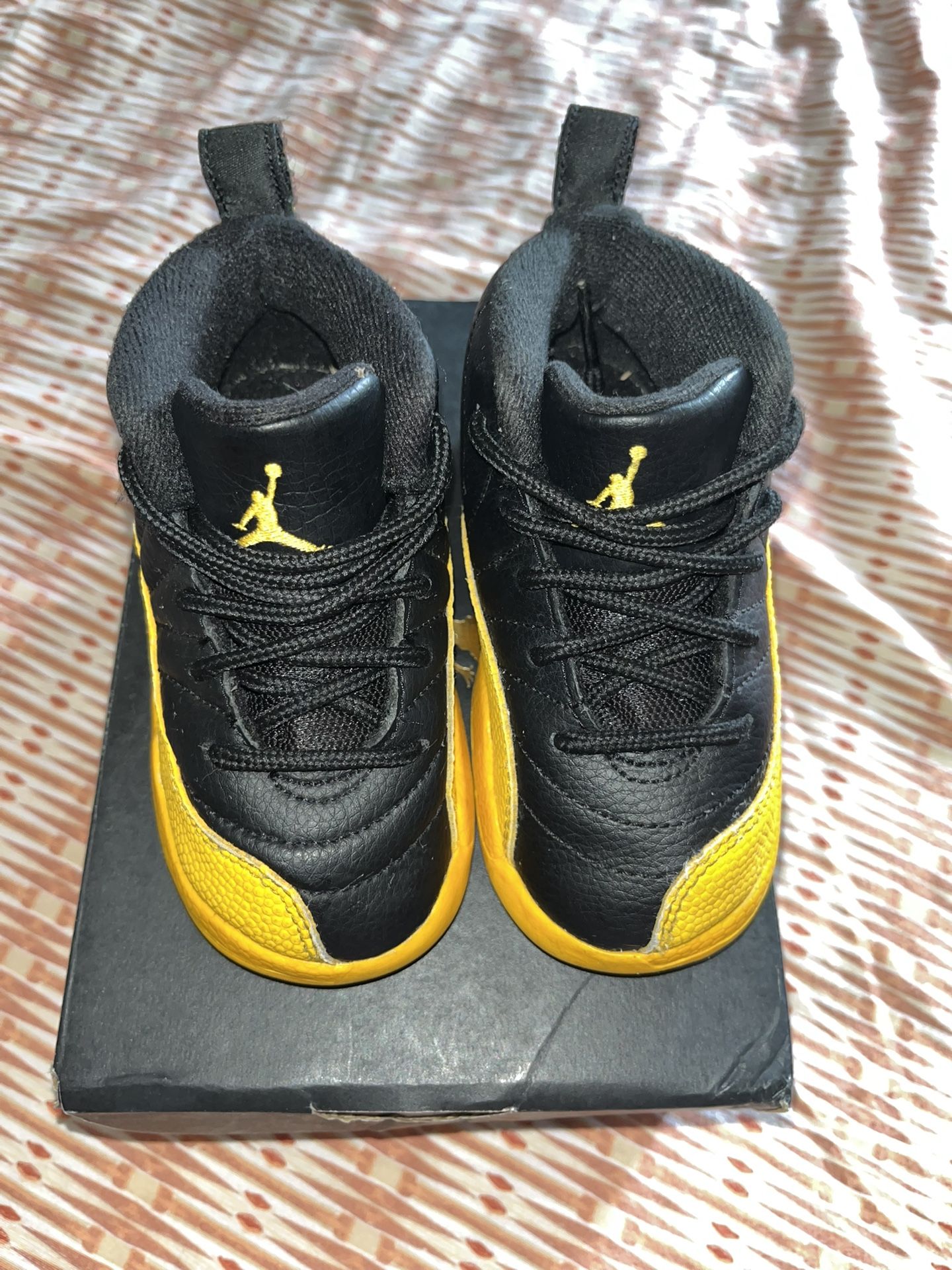 Toddler Jordan 12 Retro Black University Gold