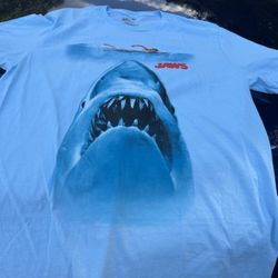 NEW.    JAWS  T Shirt