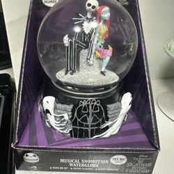 Nightmare Before Christmas Musical Waterglobe 