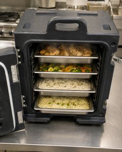 Brand new commercial hot Food Warmer for 120