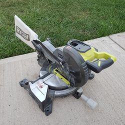 Mitter Saw 