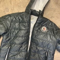 Moncler 
