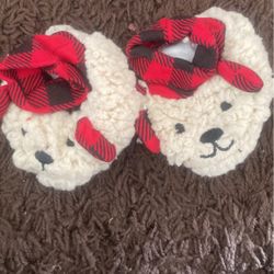 Baby Slippers Size Unknown But Pictured W A Size 6 Shoe