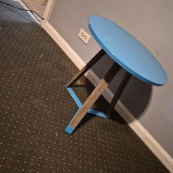 Metal And Wood Side Tabke