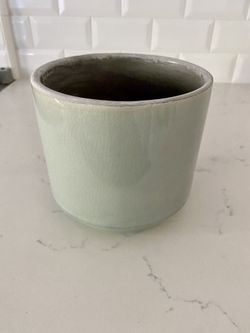 McGee and Co pot