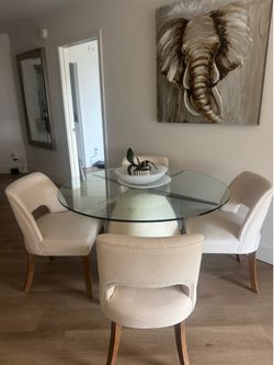 Brand New* Set of 4 dining chairs