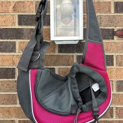 Pet Sling Shoulder Bag with Adjustable Strap