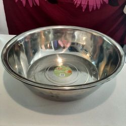Large 40 Qt. Stainless Steel Bowl