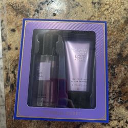 Victorias Secret Love Spell Fragrance Mist Set 