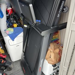 Incline Treadmill New 