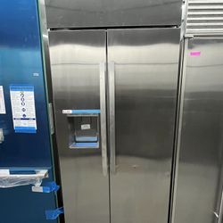 Built In Monogram 36” Side By Side Refrigerator Ice & Water
