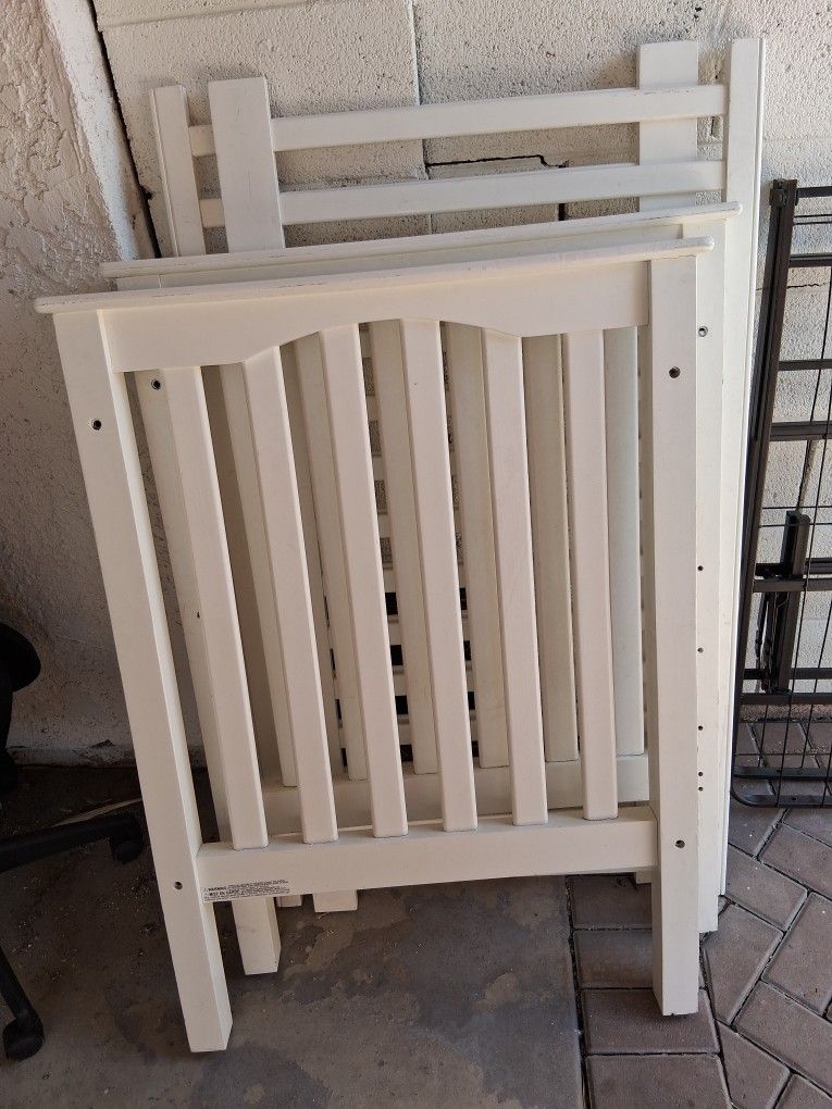 Baby White Crib 