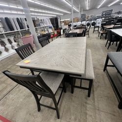 Dining Room Set 
