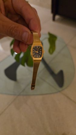 Vintage Pulsar Ladies' Gold-tone Quartz Watch, Ref V(contact info removed)