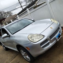 Porsche Cayenne For Parts 