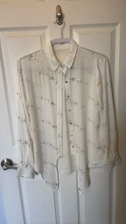 White / gold dots woman shirt