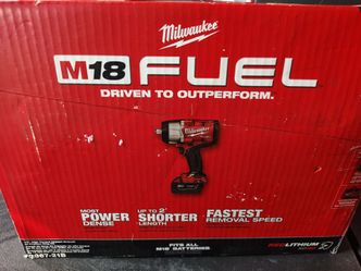 Milwaukee M18 FUEL 1/2" High Torque Impact Wrench Kit