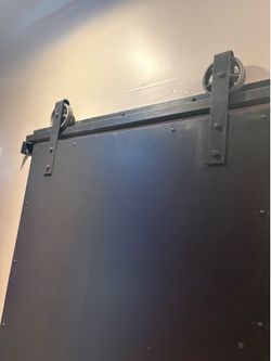 Two barn doors 4’ x 7’