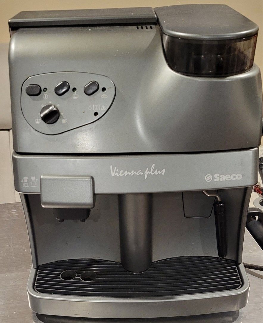 Saeco Vienna Plus Automatic Espresso Machine