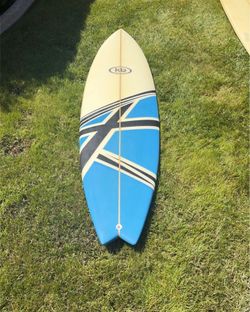 6’3 kb surfboard short board like new