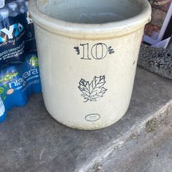 10 Gallon Ceramic Crock