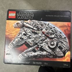 Lego Millenium Falcon
