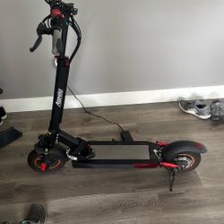 Electric scooter