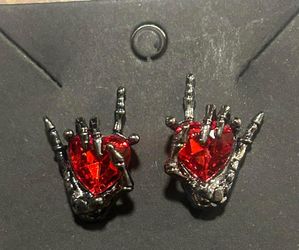 🖤♥️ Black Earrings 