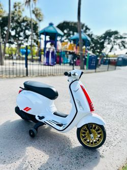 VESPA MOTORCYCLE FOR KIDS