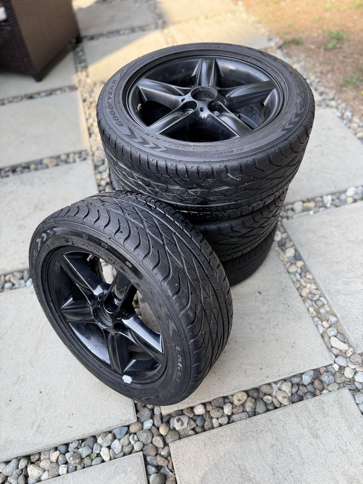 set of wheels BMW 205/55r16- bolt 5/120