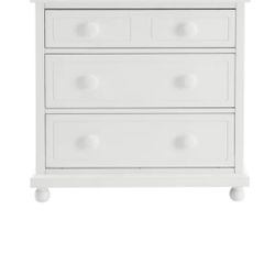 White wood dresser 