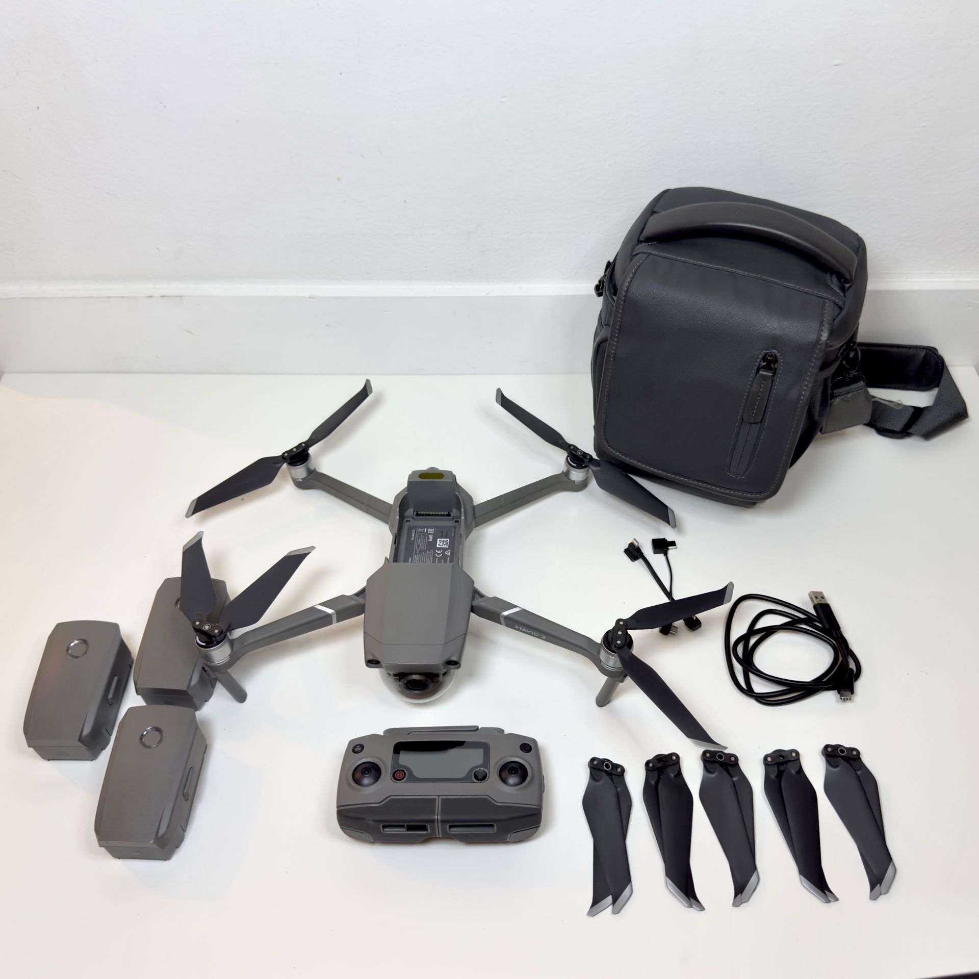 DJI Magic 2 Zoom Drone Bundle