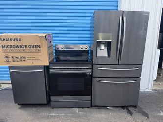 Full kitchen (combo-package) set of Samsung black stainless steel appliances fridge+ stove+microwave +diswasher