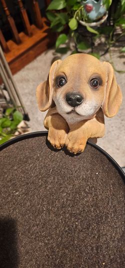 Really cute dog figurine