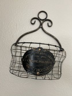 Great Wall “Farmhouse” Style Wire Basket
